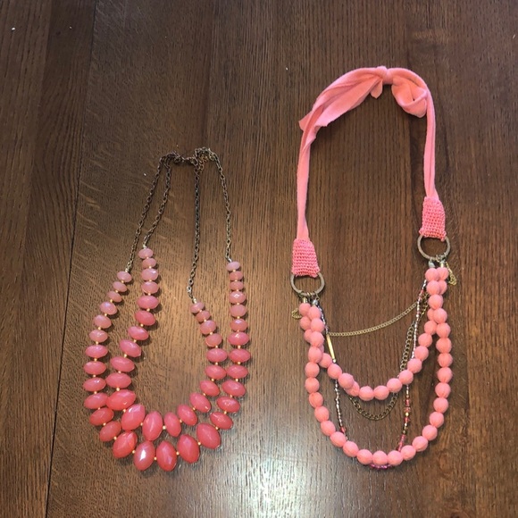 Set of 2 coral necklaces charming Charlie’s and Target - Picture 1 of 5